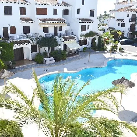 Cabo Roig Near The アパート